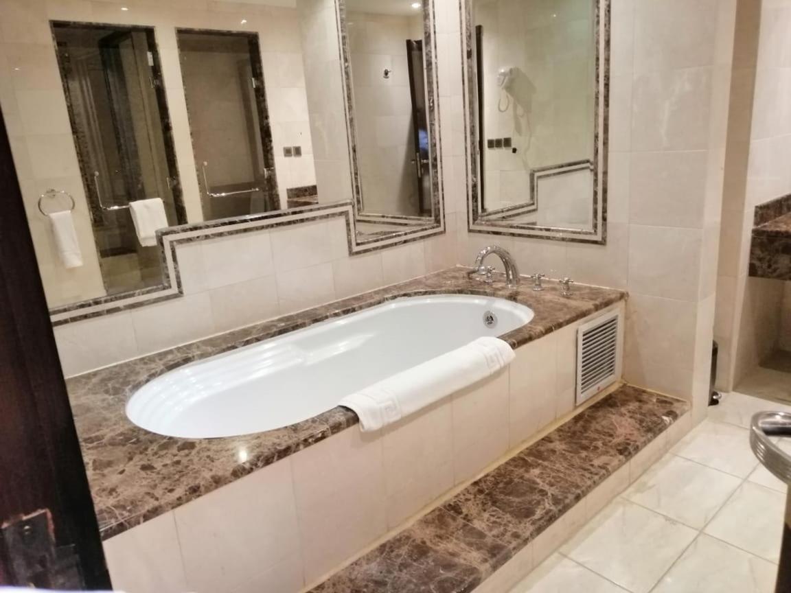 Western Beauty بيوتي الغربيه Hotel Jeddah